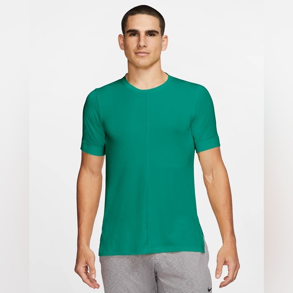 Nike Other - Nike Men’s Dri-Fit Yoga Tee